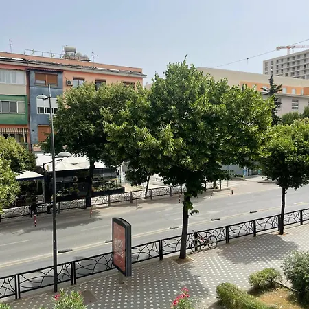 E&b Cosy 2 Apartment Tirana